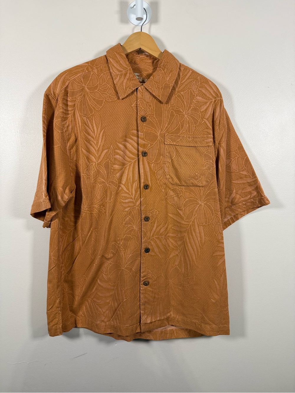 Jamaica Jaxx Short-Sleeve Button-Down in Rust Brown Floral